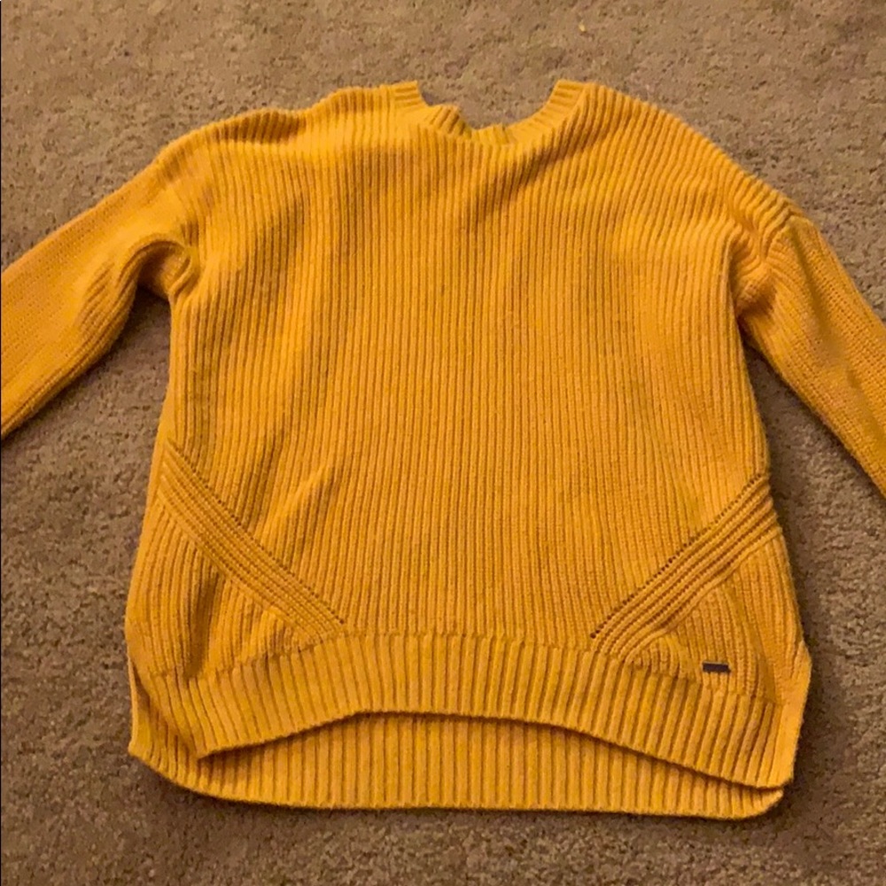 adorable yellow sweater in perfect condition!